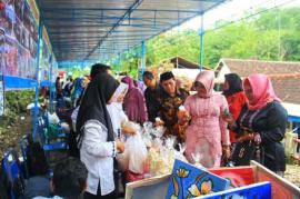 BAZAR & PAMERAN PRODUK LOKAL DI SIDOHARJO