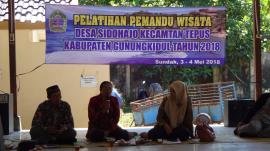 Pelatihan Pemandu Wisata di Aula Pantai Sundak 3 - 4 Mei 2018