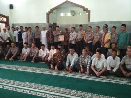 SAFARI JUM’ATAN KAPOLRES GUNUNGKIDUL di MASJID AL JIHAD BINTAOS 