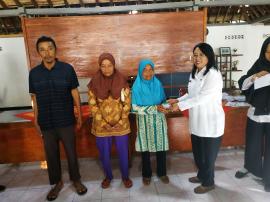 DISTRIBUSI KIS PBI APBD UNTUK WARGA SIDOHARJO