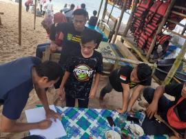 PENEMUAN BAYI DI PANTAI