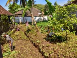 KERJA BAKTI JUM'AT PAINGAN PENGURUS PASAR