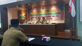 Difasilitasi DPMKP2KB, Rapat Kerja Lurah Digelar Di Aula BDG