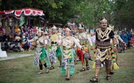 Kirab Seni dan Budaya