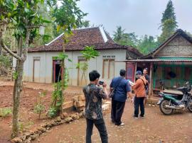 Monev Dinas PU Ke Lokasi Penerima BSPS