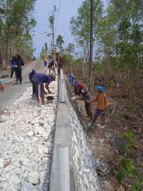 Monitoring Pelaksanaan Talud Batu Pasang Yang Berlokasi Di Bengle II