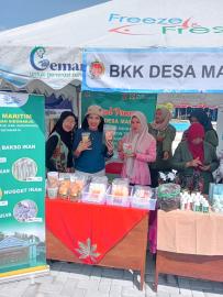 Pameran BKK Maritim Kalurahan Sidoharjo di Pantai Gesing Girikarto