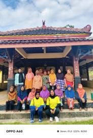 Momong Lansia Padukuhan Pulengelo