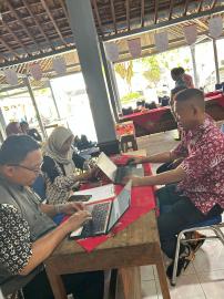 Tim IRDA Monev Pelaksanaan Kegiatan BKK Danais