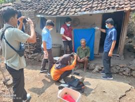 Jemput Bola, Disdukcapil Lakukan Perekaman E-KTP Bagi Warga Yang Belum Memiliki Identitas Kependuduk
