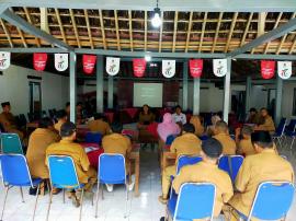 Pamong Lakukan Do'a Bersama Menjelang Pengisian Staf Pamong Sidoharjo