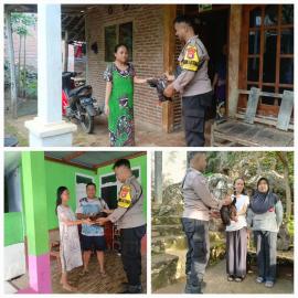 Penyerahan Ayam Kepada Bumil Resti, Kek Dan Anemia