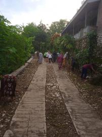Jum'at Bersih Warga Bengle I Laksanakan Kerja Bakti