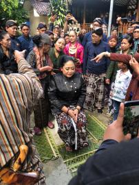 Padusan Bersama Bupati dan Abdi Dalem di Pantai Sundak, Tradisi Sakral Sambut Ramadhan 1447 H