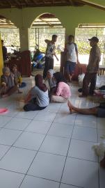 UPZ Masjid Al Hasthariyah Pulengelo Terima dan Salurkan Zakat untuk Warga