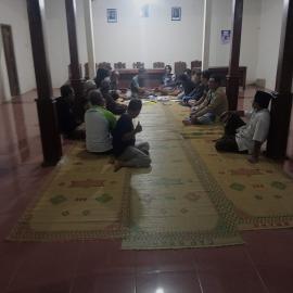 Pertemuan Selapanan Warga RT 03 Padukuhan Bengle I