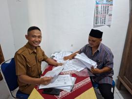 Dukuh Bengle II Setorkan Dokumen Salinan KK Untuk Updating SID