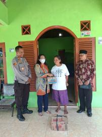 Bantuan Sosial Untuk Mbah Tupon, Wujud Peduli Dan Empati Pemerintah Kalurahan