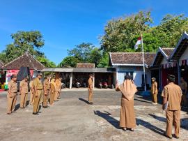 Apel Pagi Pemkal Sidoharjo, Lurah Apresiasi Sukses Dumadining ke-78