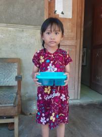 Pemberian PMT Balita dan Ibu Hamil Hari ke 33
