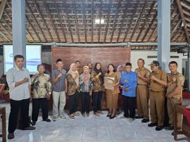 TPK Kalurahan Sidoharjo Serahkan Hasil Tiga Kegiatan Pembangunan kepada Lurah