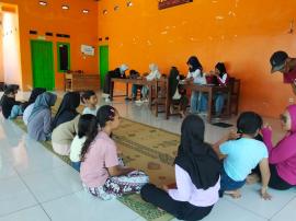 Remaja Padukuhan Prigi Antusias Ikuti Posyandu Remaja Satu Jalur