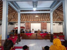Menuntut Ilmu, Menguatkan Amanah: Pengajian Rutin Pemerintah Kalurahan Sidoharjo